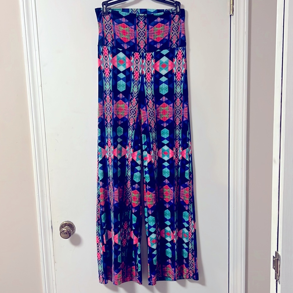 2B boutique Women’s high rise palazzo pants size small, EUC